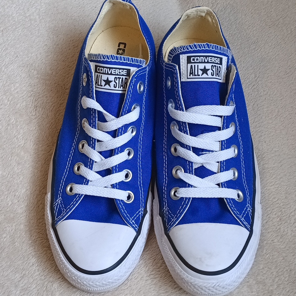 Blue Converse All Star